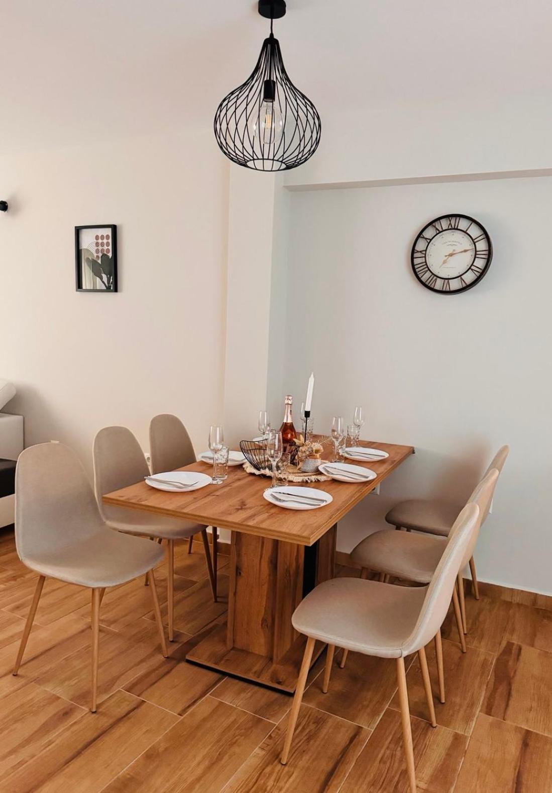 Goldy Central Beach Apartment With Private Garden Бургас Экстерьер фото